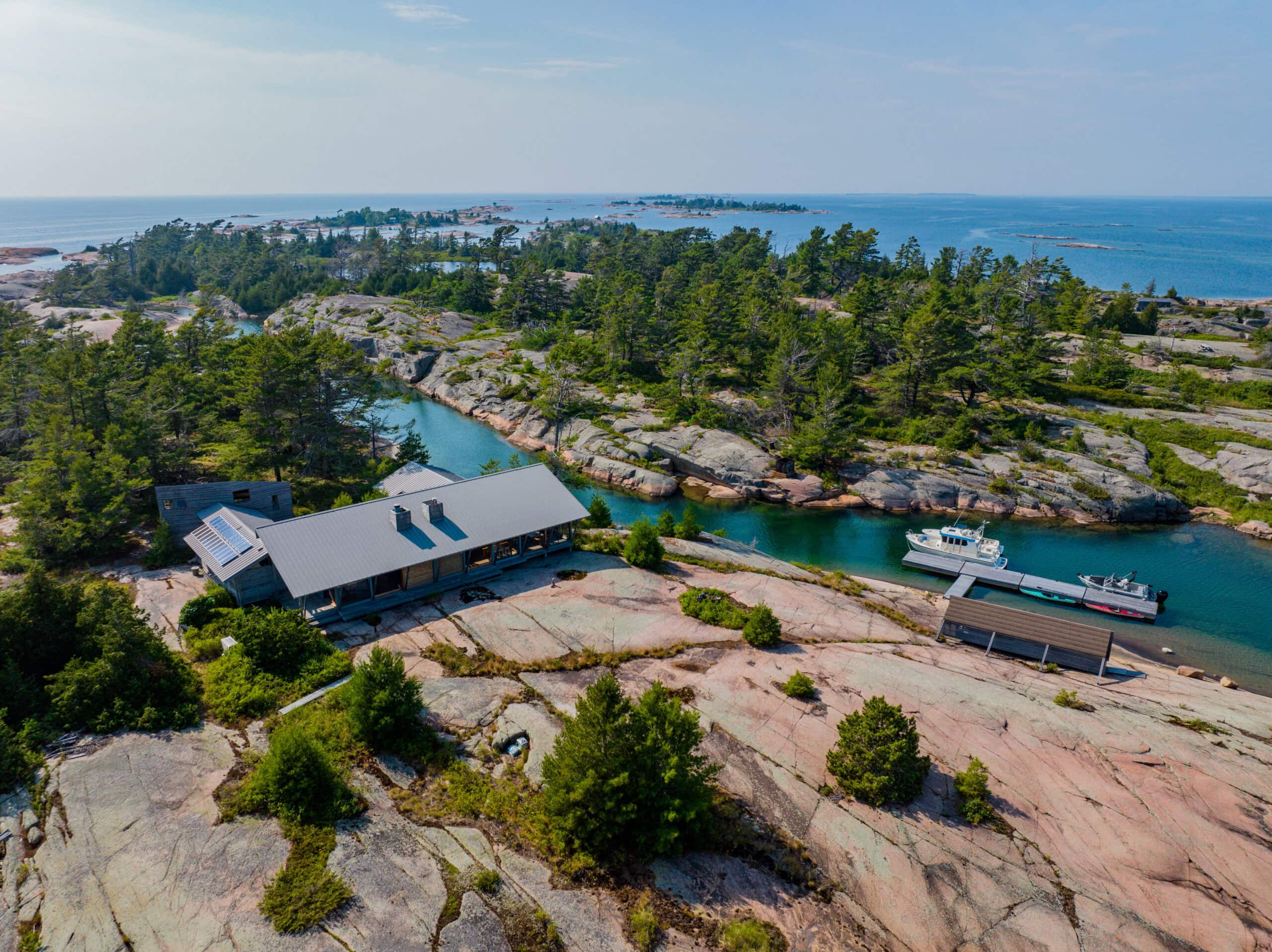 Stalker Island, The Minks, Carling